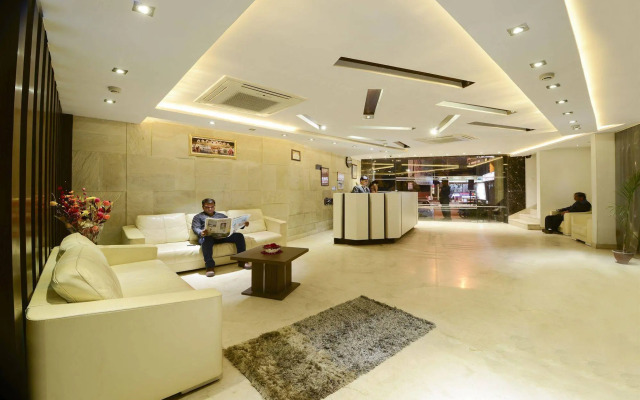 Hotel Maniram Palace