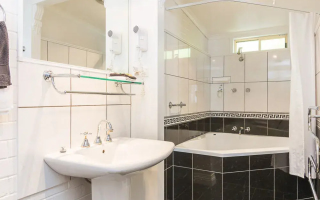 Ashton Gate Guest House