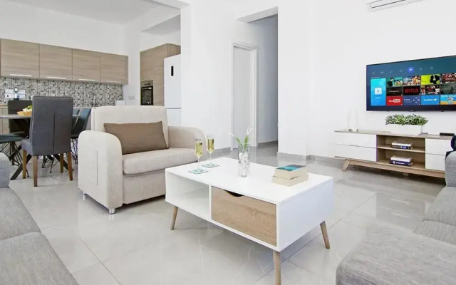 Nova Paralimni in Paralimni