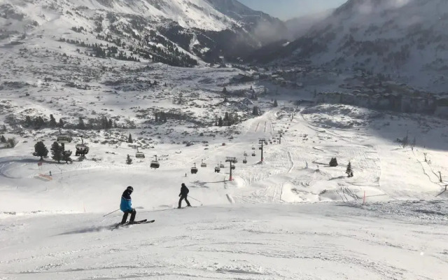 Riverside Ski Apartment