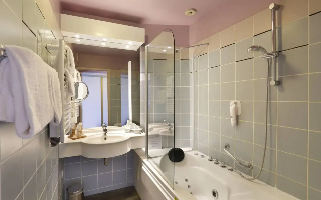 Hotel du Golf de lAilette, The Originals Relais (Qualys-Hotel)