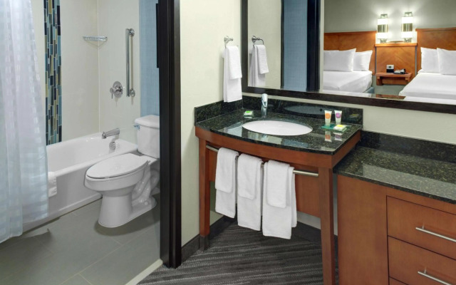 Hyatt Place Pittsburgh Airport/Robinson Mall