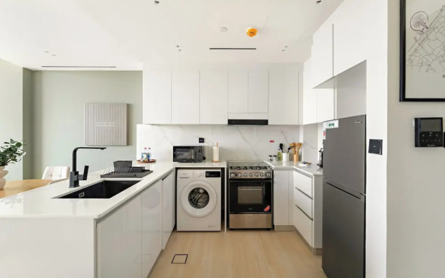 Silkhaus Binghatti Corner