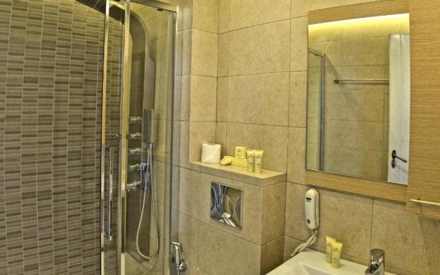 Princess Irini Sea Front ApartHotel