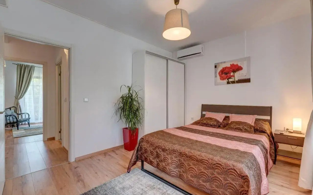 Bucharest Airport Suites & Villas