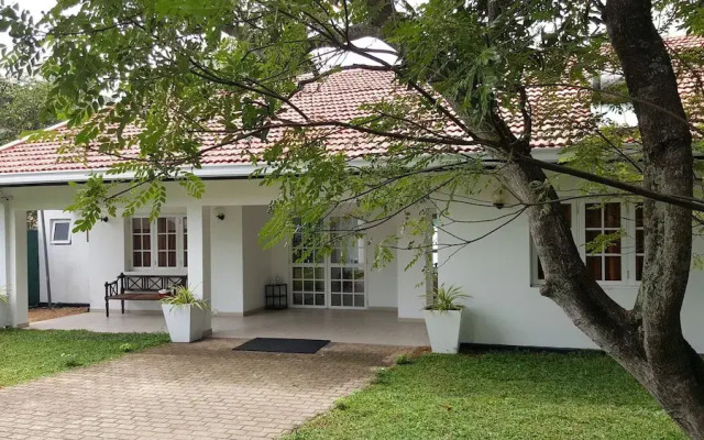 Tripper's Private Villa