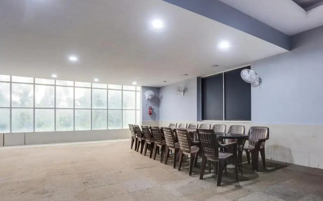 Ridgewood Palace By OYO Rooms