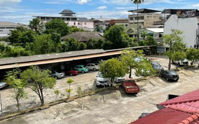 Prince Hotel Chiang Mai