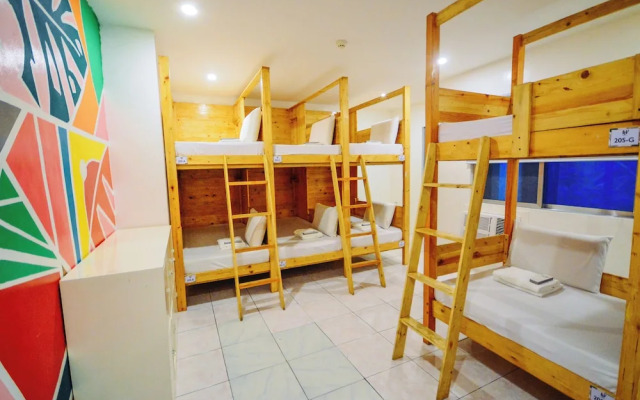Ola Hostel Manila