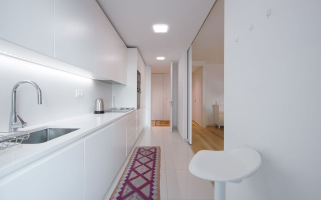 Benfica Prime Terrace II by Homing