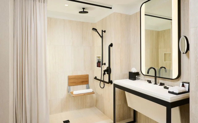 The Pearle Hotel & Spa, Autograph Collection