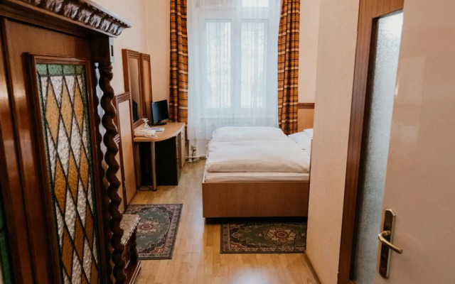 Tisza Hotel