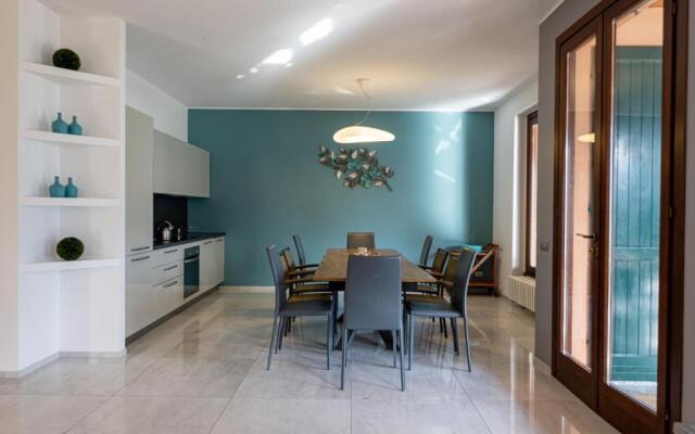 Villa Vittoria-Seasonal Warm Pool-Shared Sauna-Bellagio Village Residence