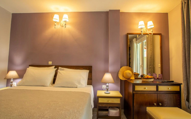 Tellis Holiday Rooms By Hotelius