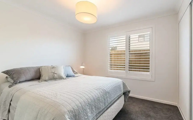 7 Graydens with views in Ventnor