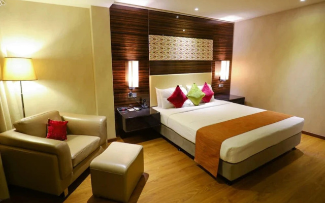 Goroomgo Crown Bhopal