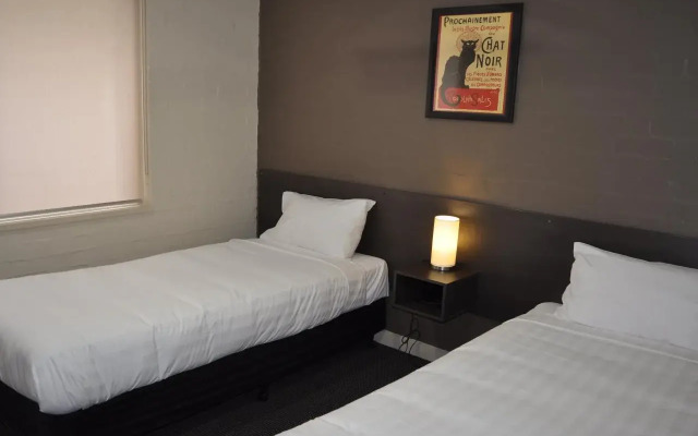 Brougham Arms Hotel