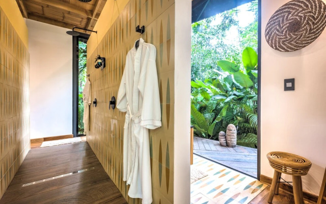 aWà Beach Hotel