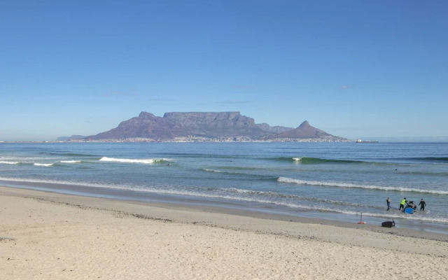 Big Bay Beach Club 98