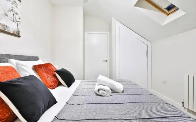 Whitchurch Place 2 Bed Flat in Cardiff