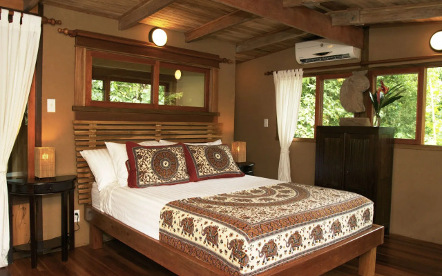 Copa De Arbol Beach & Rainforest Resort