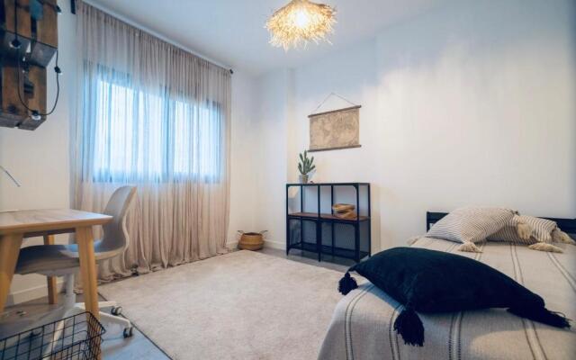 3 bedroom ocean shore apartment