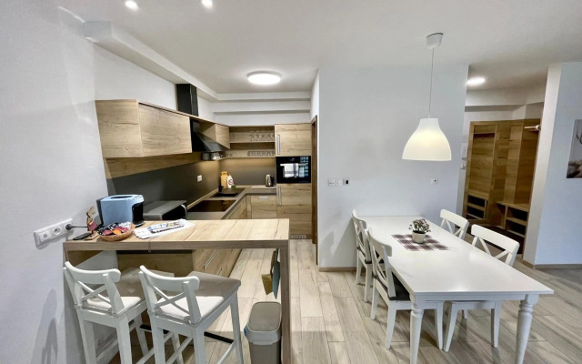 MJ Apartments Panorama