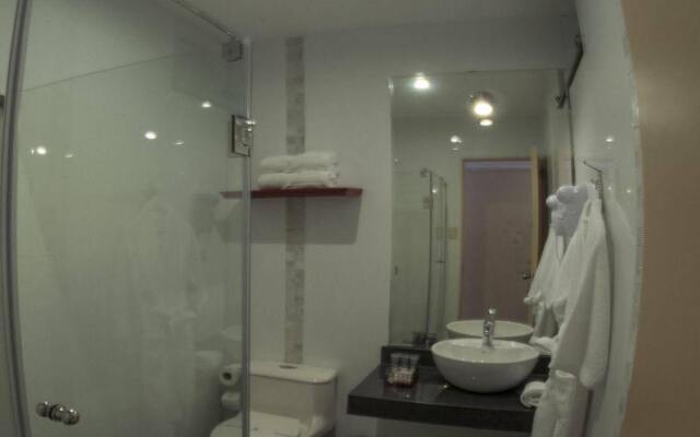 Atrium Miraflores