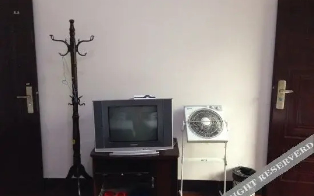 Waipo Hostel(杭州山沟沟外婆山庄)