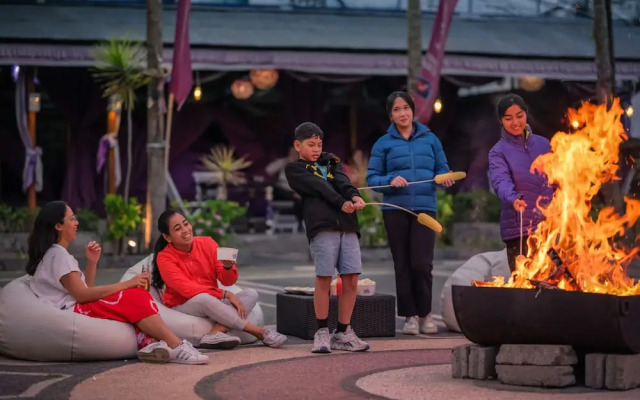 Hiker's Camp at Toya Devasya