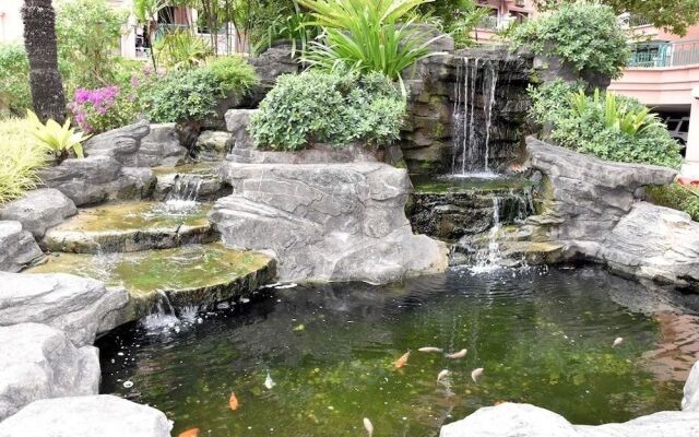 Marina Court by 80's Sabah Homestay