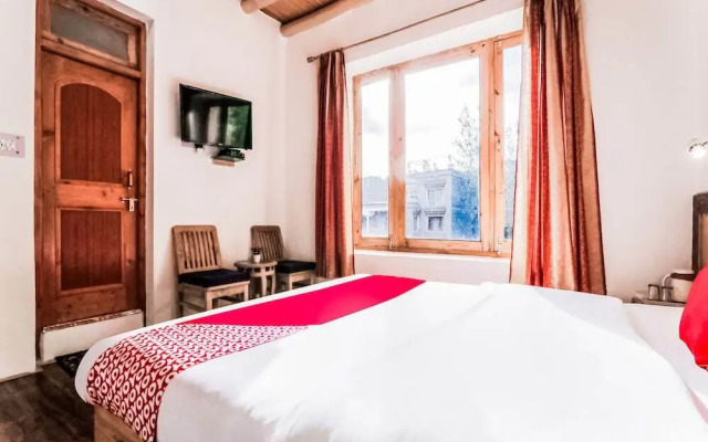 The Mir Villa by OYO Rooms