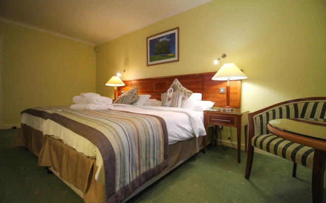 Blunsdon House Hotel