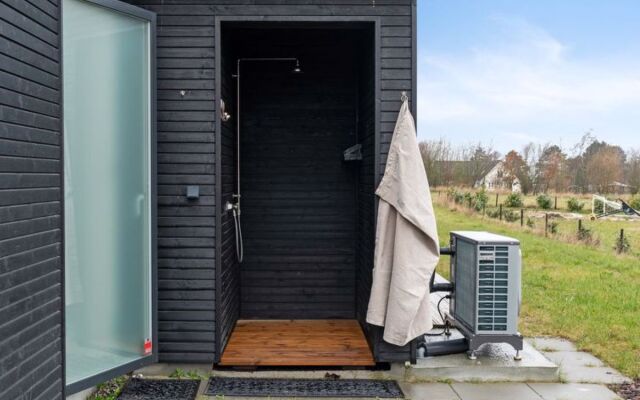 "Gregor" - 300m from the sea in Sealand