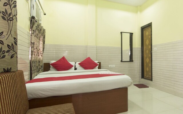 OYO 16792 Bidhan Plaza