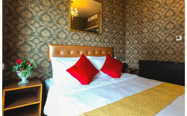 Ramada Grand Tsim Sha Tsui (Former Ramada Hong Kong Grand Tsim Sha Tsui)