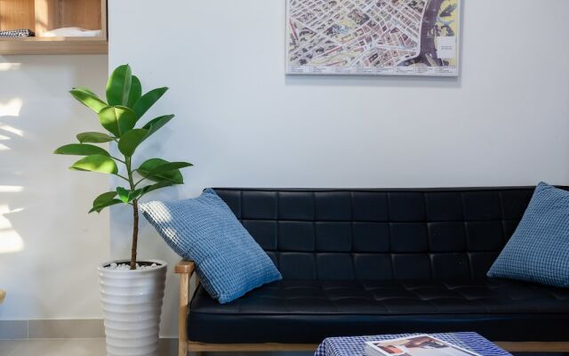 Minimalist Apartment Rivergate