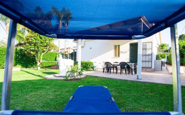 Villa Reby a 100mt dal mare di Gallina