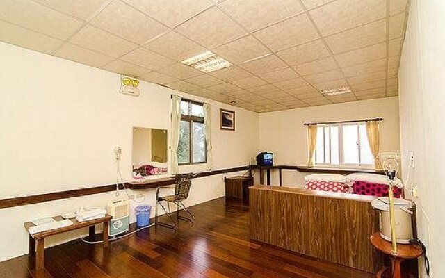 Wangwang Garden B & B