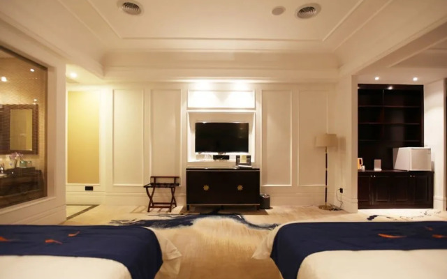 Liangchen Meijing Hotel