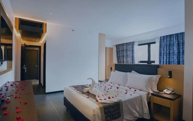 TSR Seafront Hotel