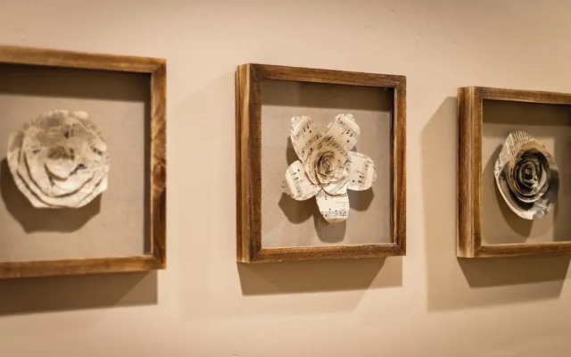 Tahoe Woods Villa - Walk to Beach and Gondola/ Heavenly Ski