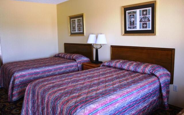 Lake Palestine Motor Inn