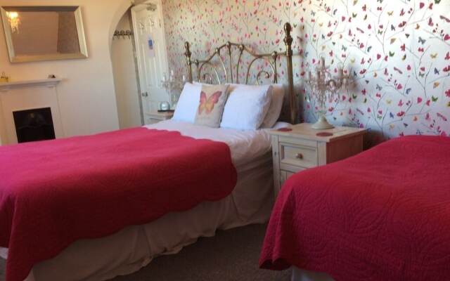Robertsbrook Guest House