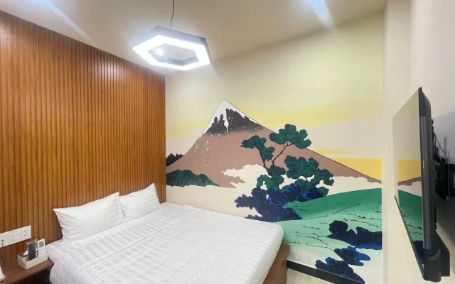ARA Gem Hotel