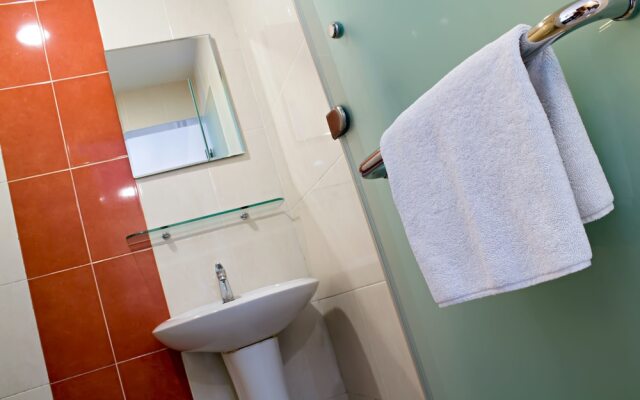 My Hotel @ Sentral by Zen Rooms