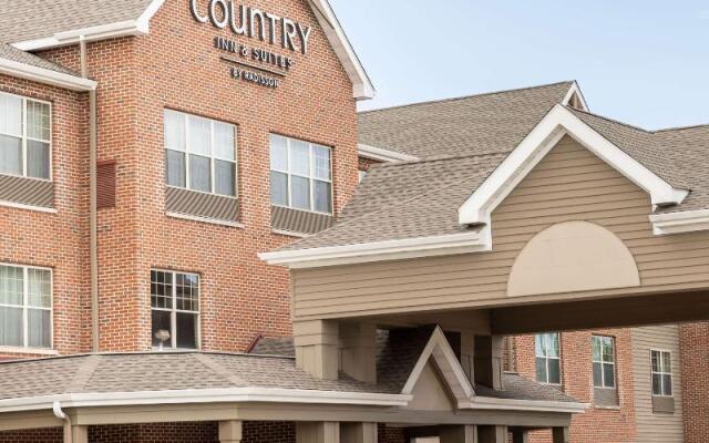 Country Inn & Suites by Radisson, Green Bay East, WI