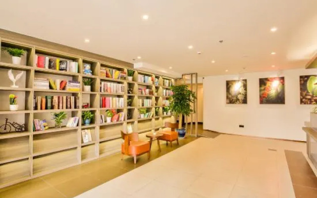 HanTing Hotel (Ningbo Li Hui Li Hospital Caihong South Road)