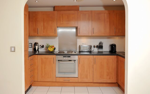 Select Serviced Accommodation - Blakes Quay