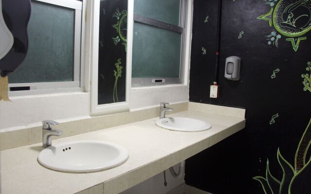 Hotel & Hostel Casa de Luz Cancun